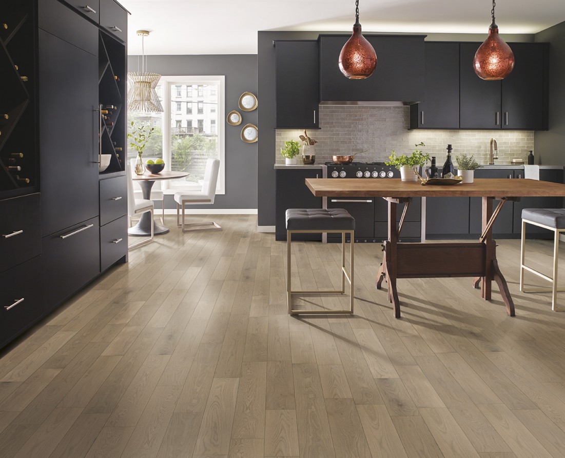 Independence Hardwood - room scene